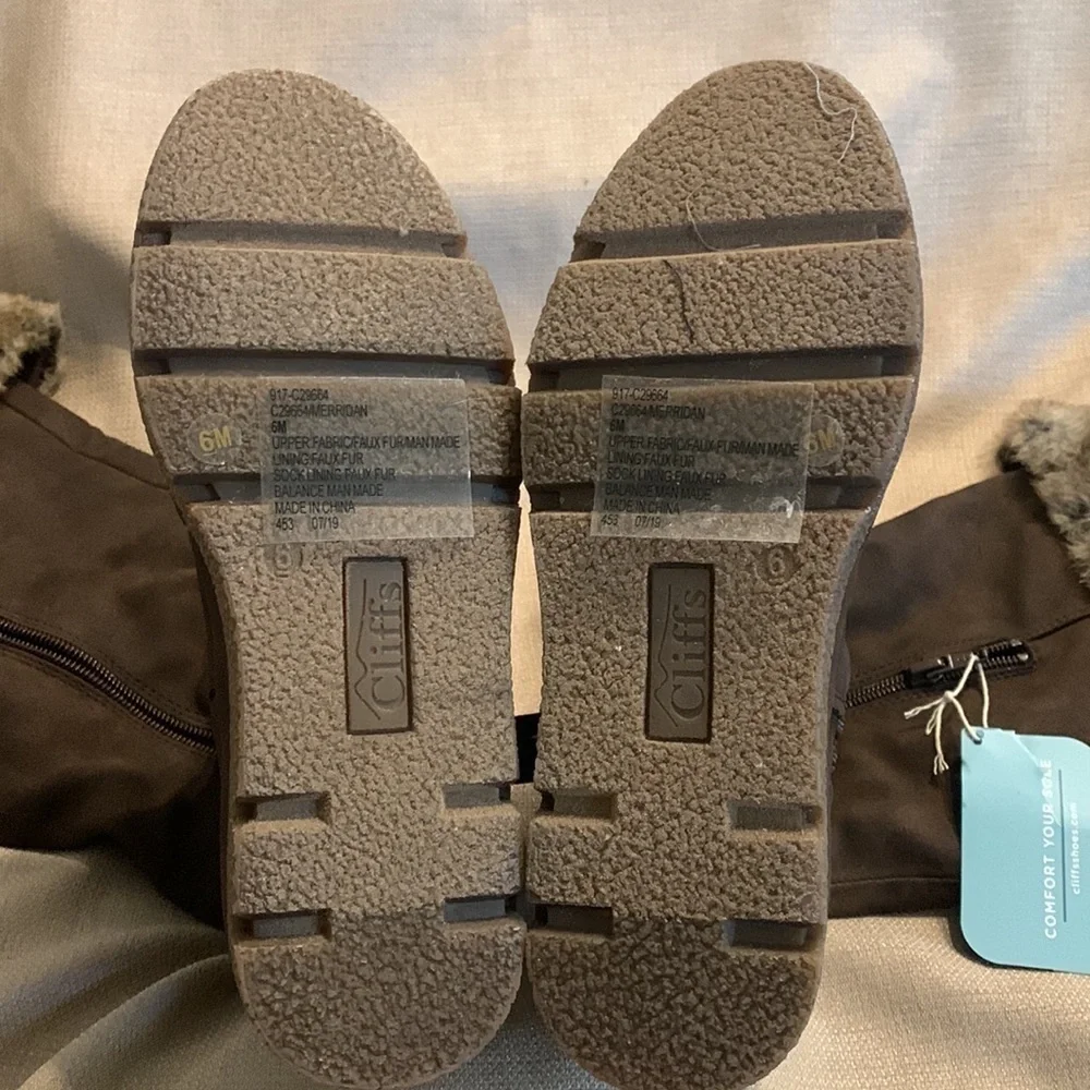 Cliffs by White Mountain Merridan Boots